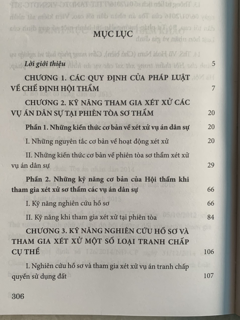 Cẩm nang pháp luật và nghiệp vụ dành cho Hội thẩm trong xét xử các vụ án dân sự