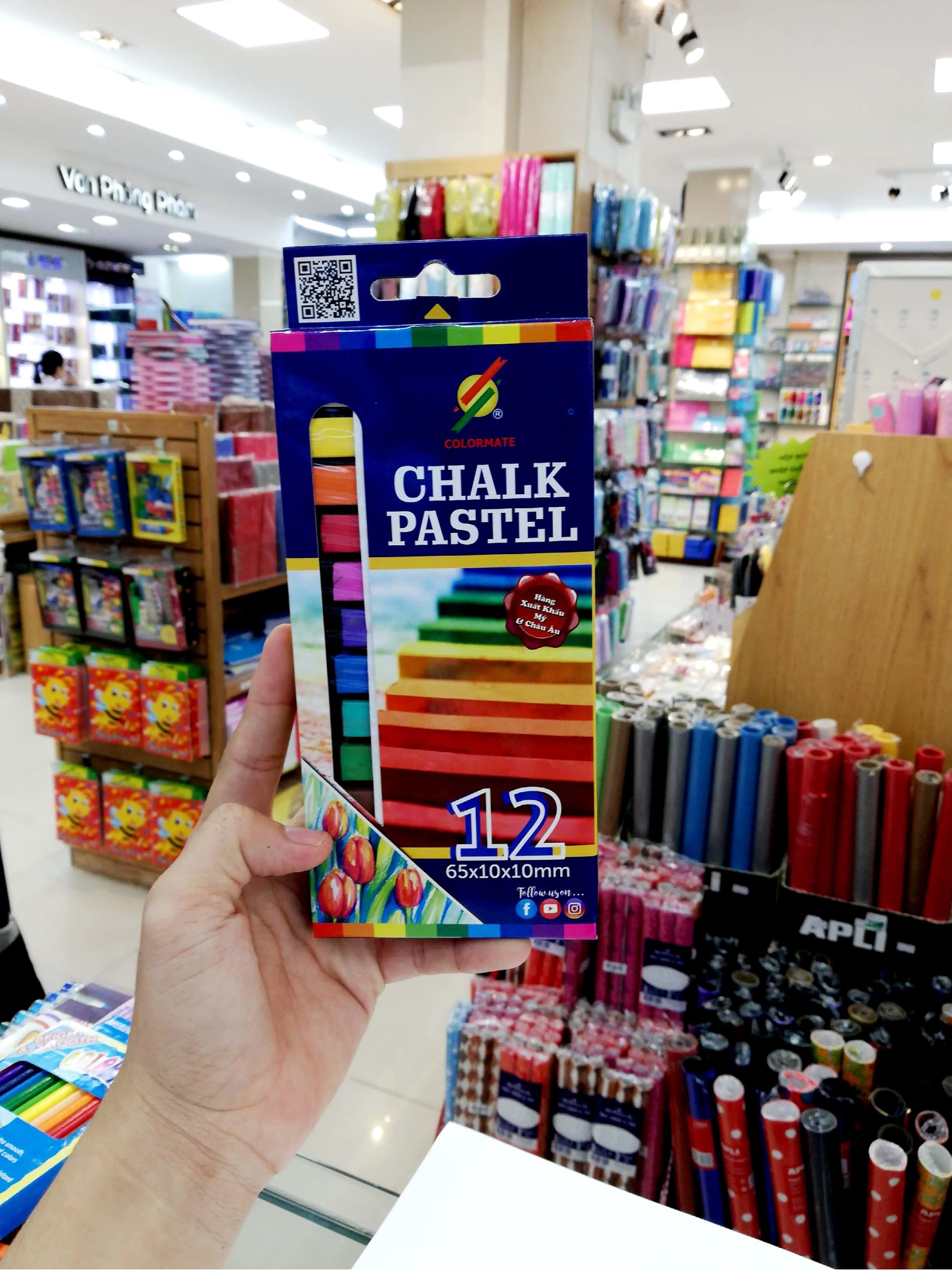 Hộp Giấy 12 Cây Phấn Màu
