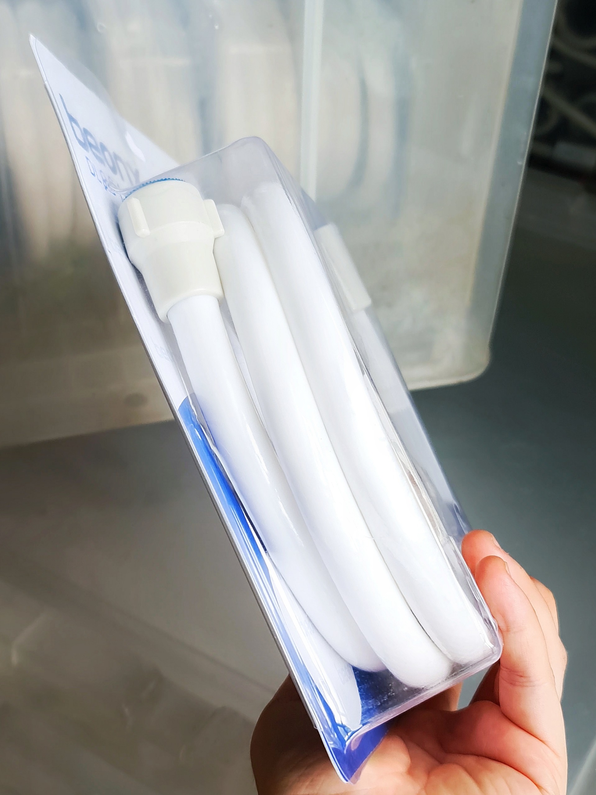Vòi xịt vệ sinh WC bằng nhựa BEONX màu trắng, đuôi ren 21mm