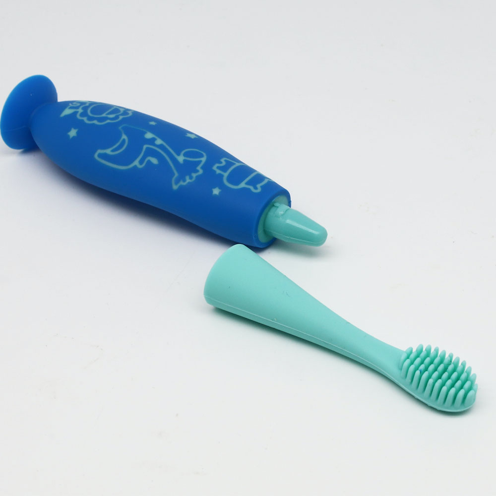 Bàn chải đánh răng silicon cho bé Marcus & Marcus, từ 2 tuổi - Xanh