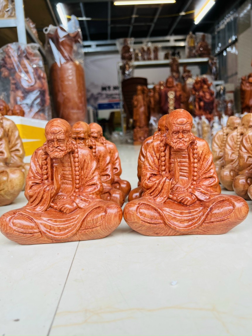 Tượng đạt ma sư tổ bằng gỗ hương đá kt 15×15×7cm