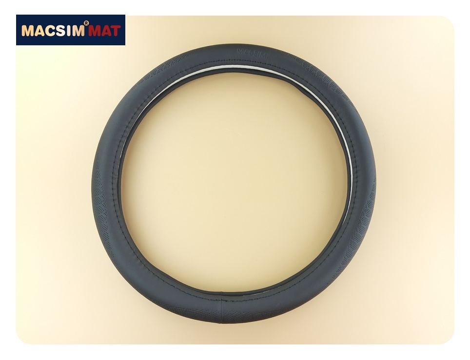 Bọc vô lăng cao cấp Macsim L202 màu đen chất liệu da thật - Khâu tay 100% size M