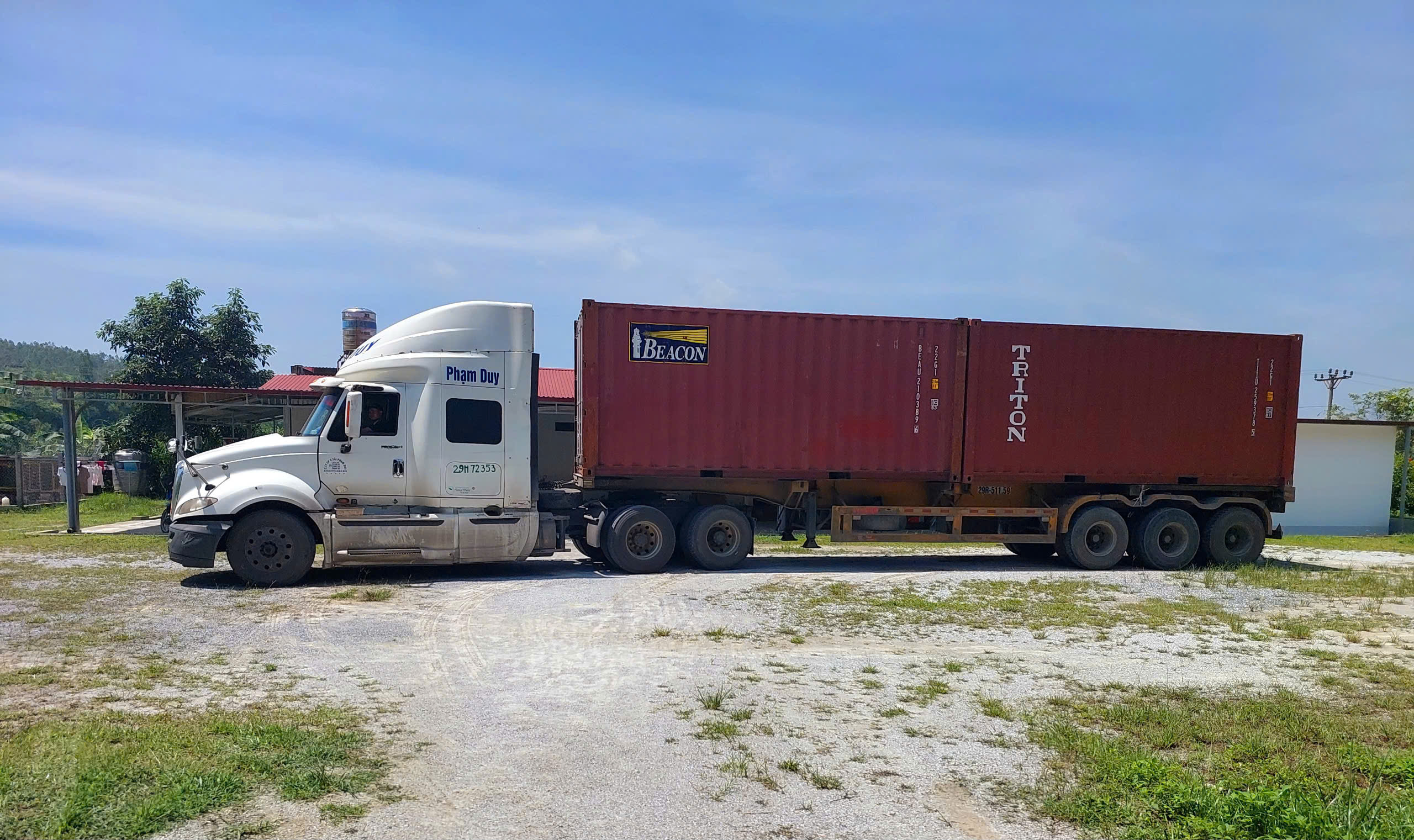 Bạt phủ ô tô chất liệu vải không dệt 3 lớp cao cấp thương hiệu MACSIM cho xe ô tô Honda HRV- màu ghi
