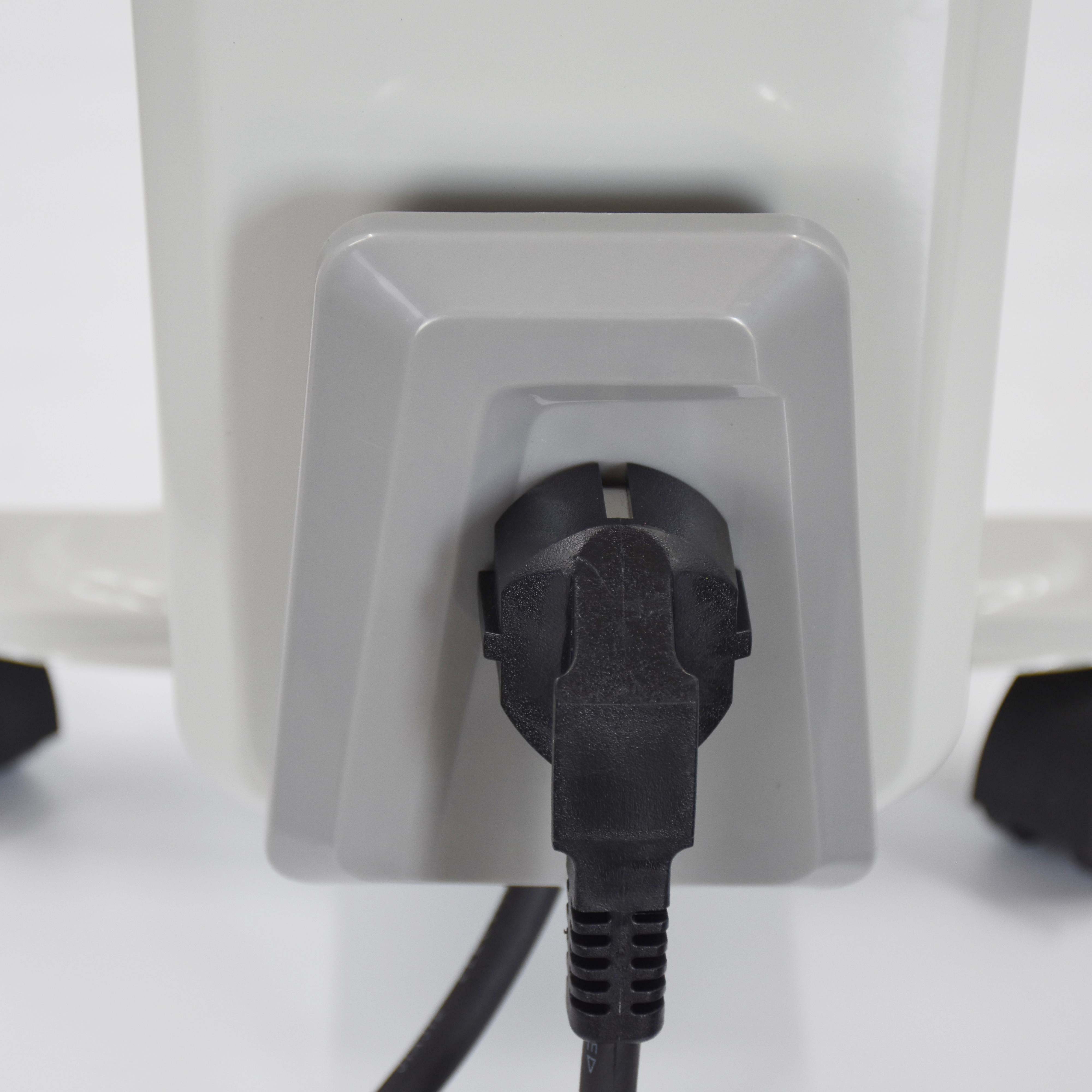 Máy sưởi dầu 15 thanh Tiross TS9219 - Công suất 2800W - Hàng chính hãng
