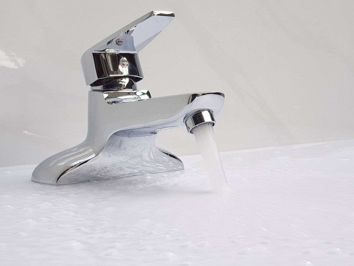 Vòi Lavabo nóng lạnh 2 chân Đồng mạ Chrome Eurolife EL-SUN 03 (Trắng bạc)