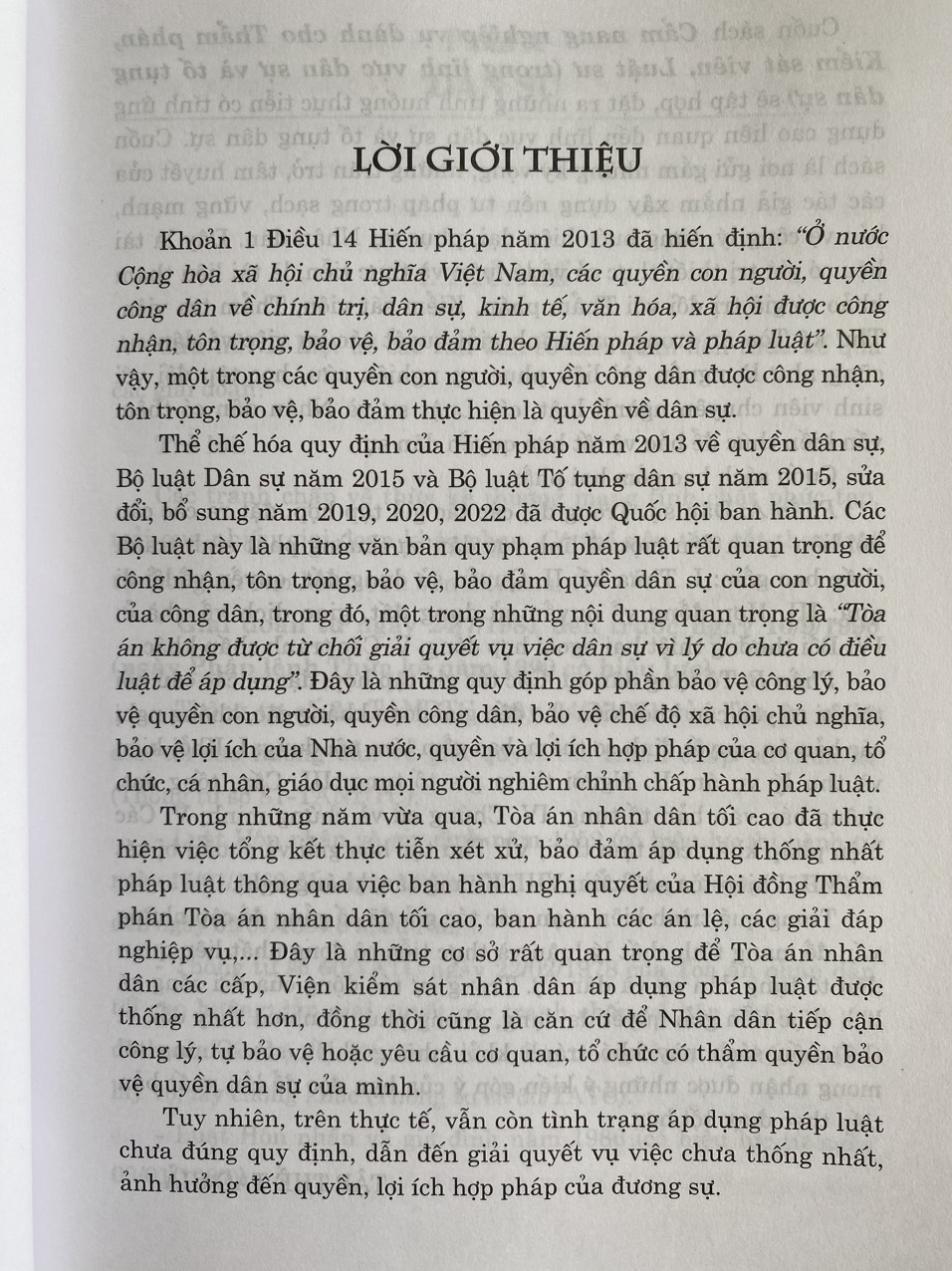 Cẩm Nang Nghiệp Vụ Dành Cho Thẩm Phán, Kiểm Sát Viên, Luật Sư ( Trong lĩnh vực dân sự và tố tụng dân sự) ( Xuất bản lần thứ ba có sửa chữa, bổ sung)