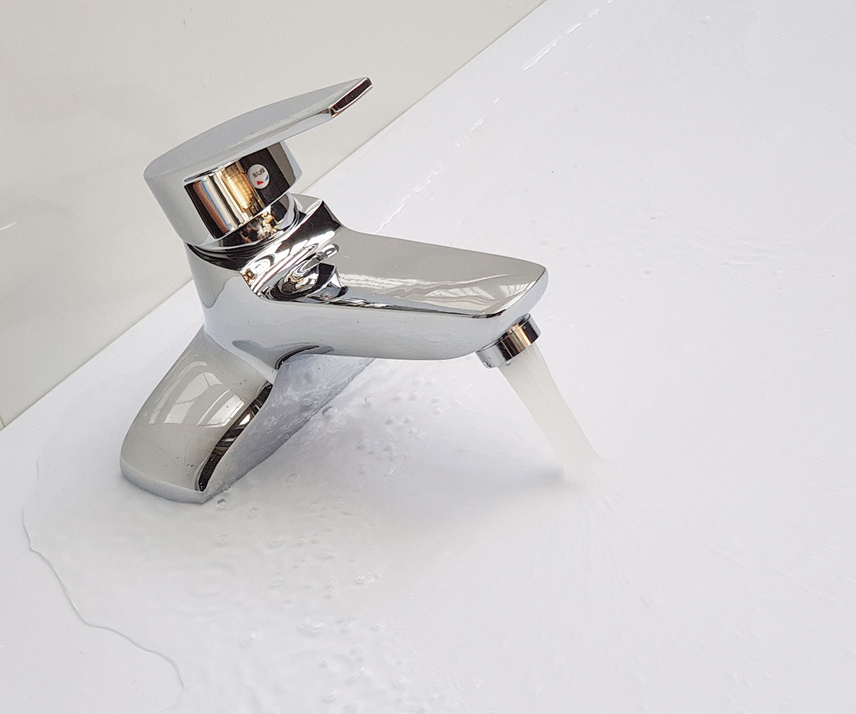 Vòi Lavabo nóng lạnh 2 chân Đồng mạ Chrome Eurolife EL-SUN 03 (Trắng bạc)
