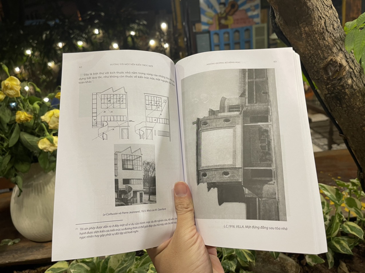 HƯỚNG TỚI MỘT NỀN KIẾN TRÚC MỚI - Le Corbusier - Kiến Nam dịch - Nhà xuất bản Xây dựng- bìa mềm
