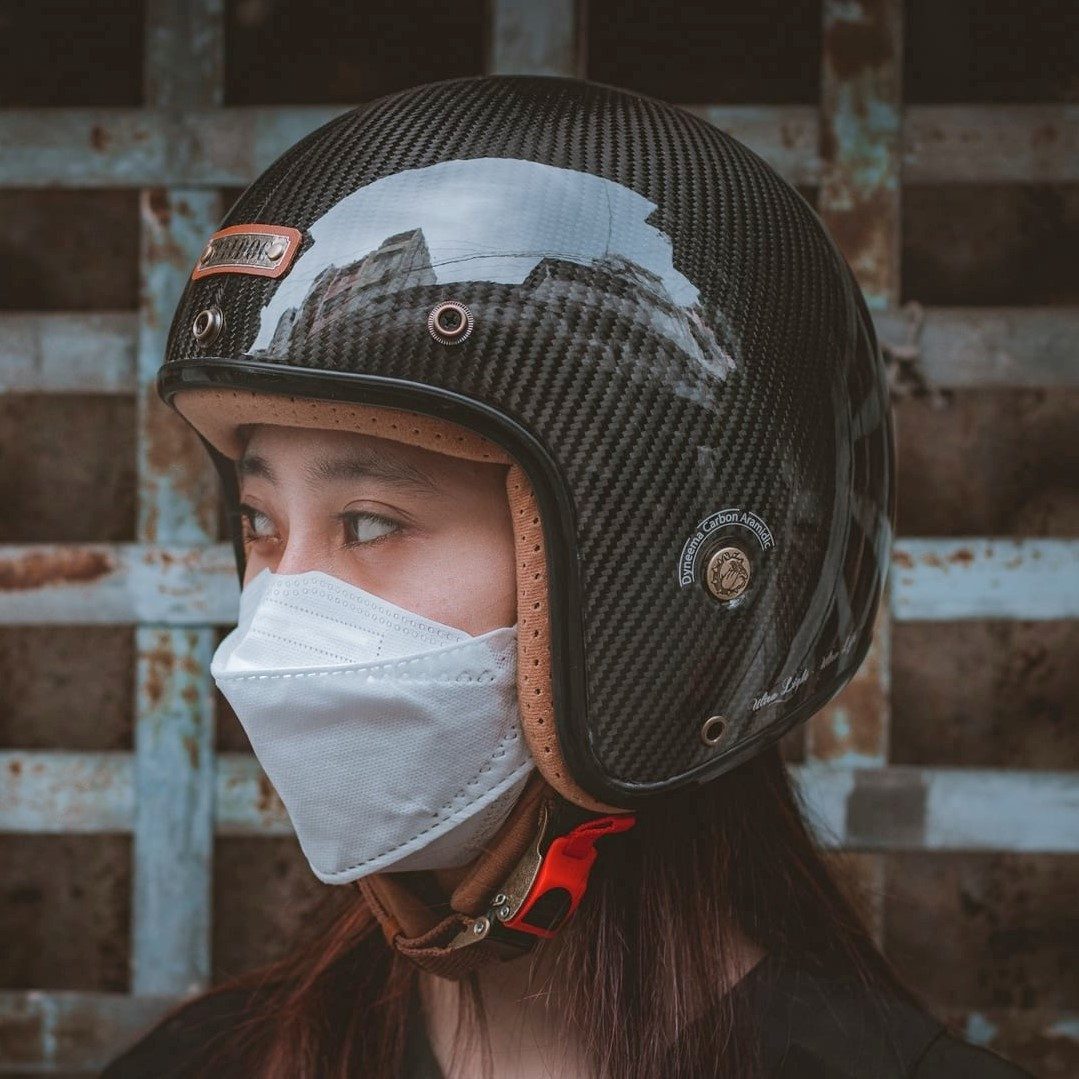 Mũ Bảo Hiểm 3/4 Bulldog Heli Carbon 2020