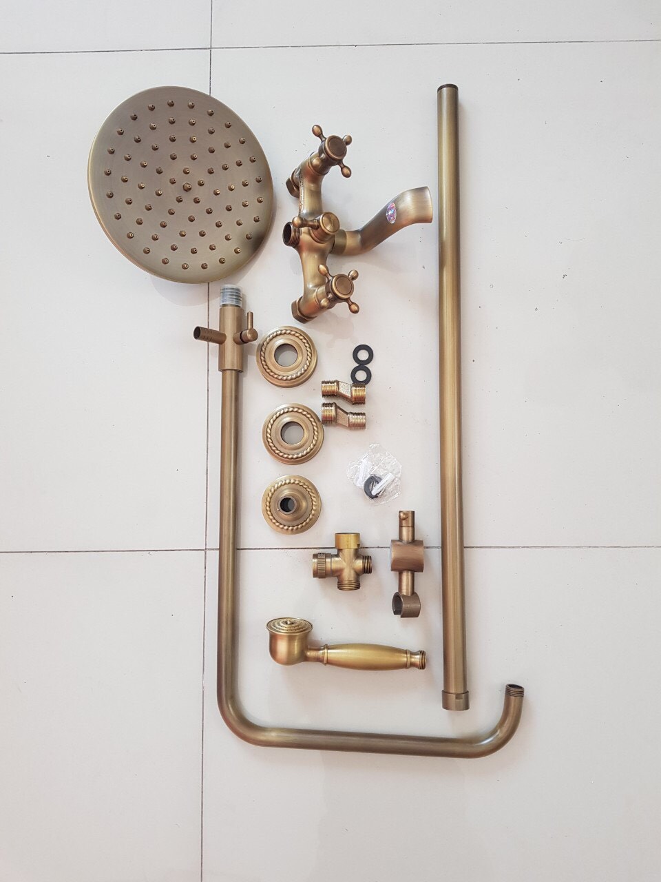 Sen cây nóng lạnh tắm đứng đồng tân cổ điển nhập khẩu GROVES 7963 (ĐẸP SANG TRỌNG)