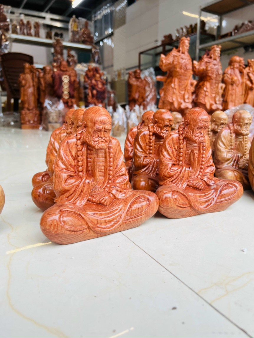 Tượng đạt ma sư tổ bằng gỗ hương đá kt 15×15×7cm