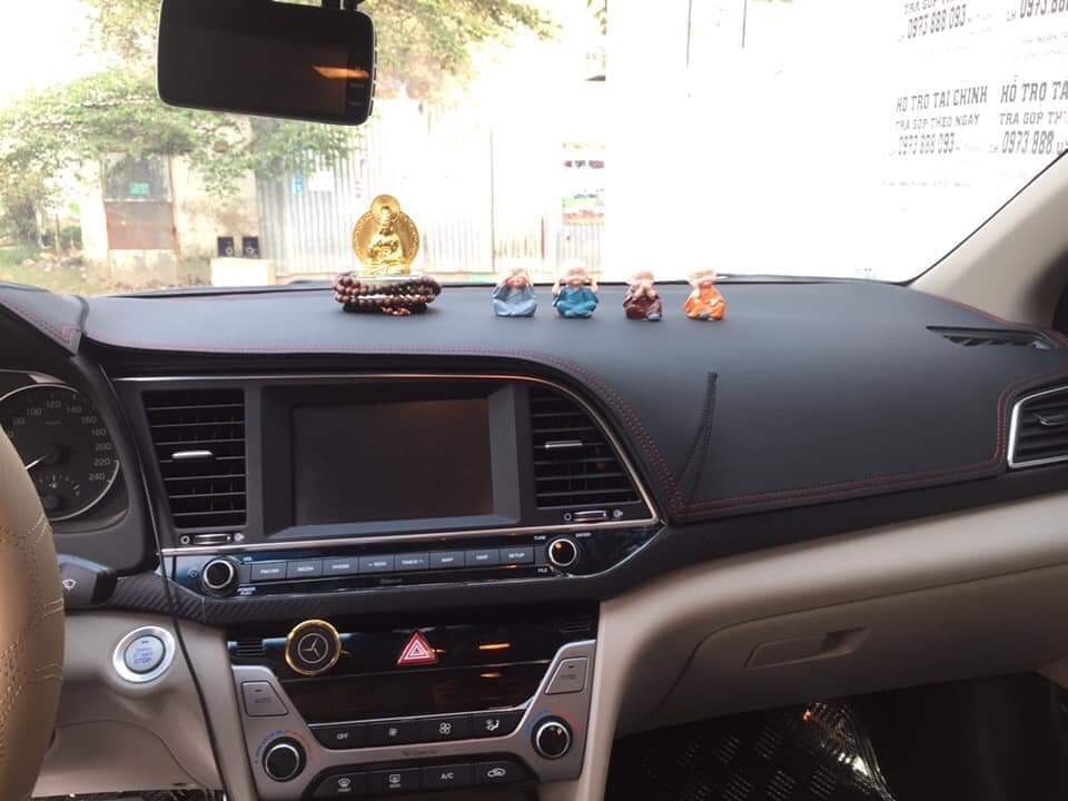 Thảm da Taplo vân carbon Cao cấp dành cho xe Toyota Fortuner 2009-2015
