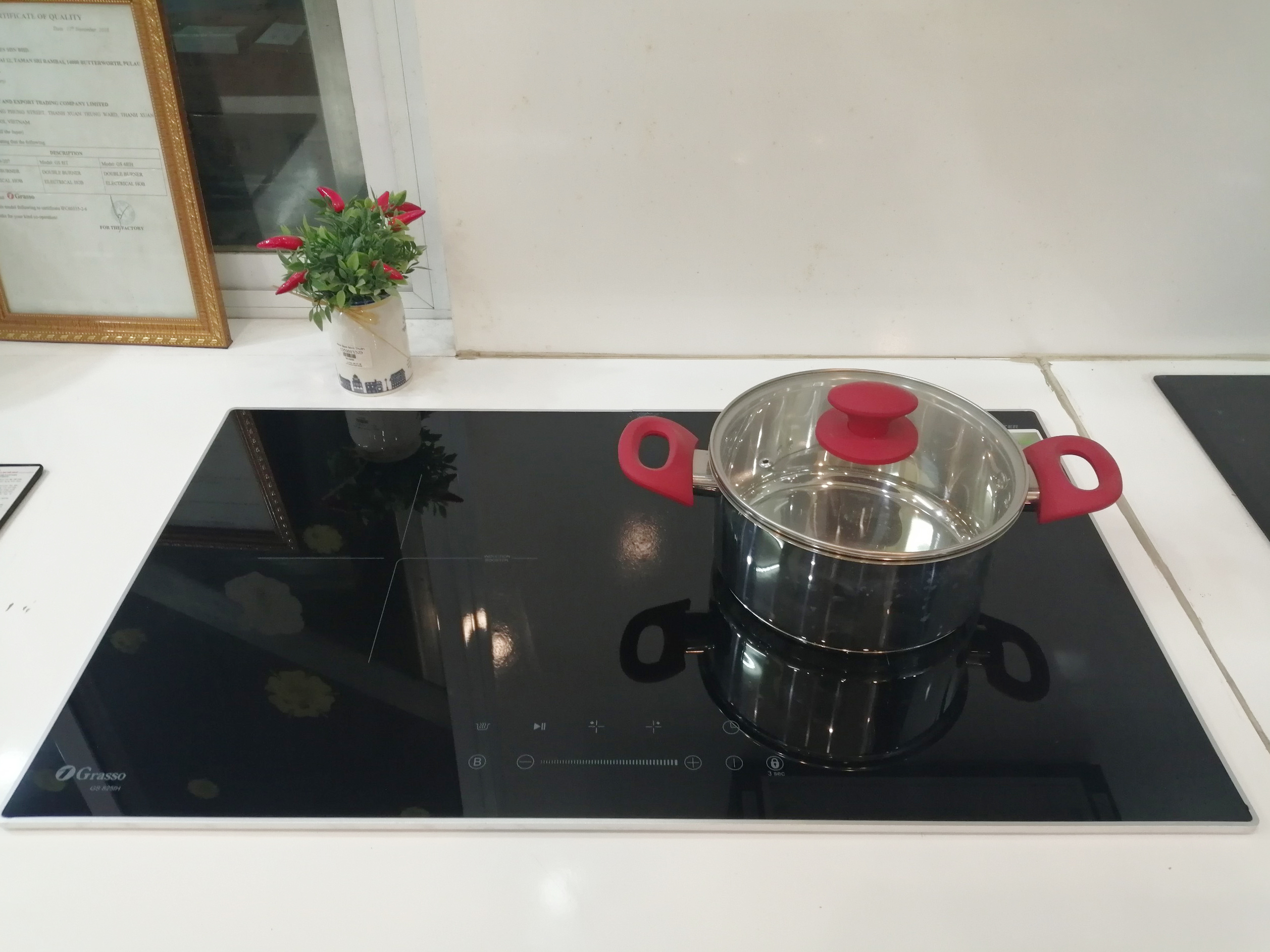 Bếp từ Grasso GS 825IH (Made in Malaysia) - Hàng chính hãng