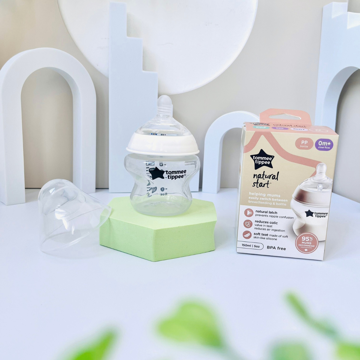Bình Sữa Ty Siêu Mềm Tự nhiên Tommee Tippee Natural Start 150ml, Núm Ty Của Bình 0-3 tháng