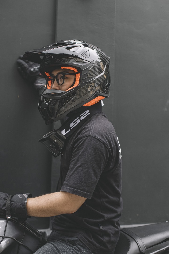 Mũ Cào Cào LS2 MX703 X-Force Carbon