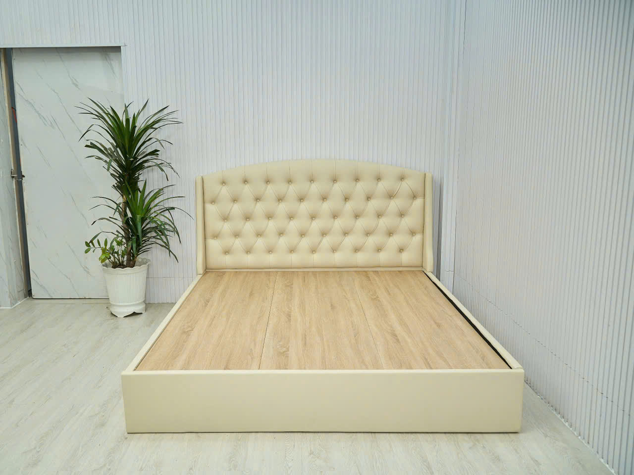 Giường ngủ MDF Juno sofa HLMCT bọc nệm lựa chọn màu ván nệm bọc KT 1m6/1m8