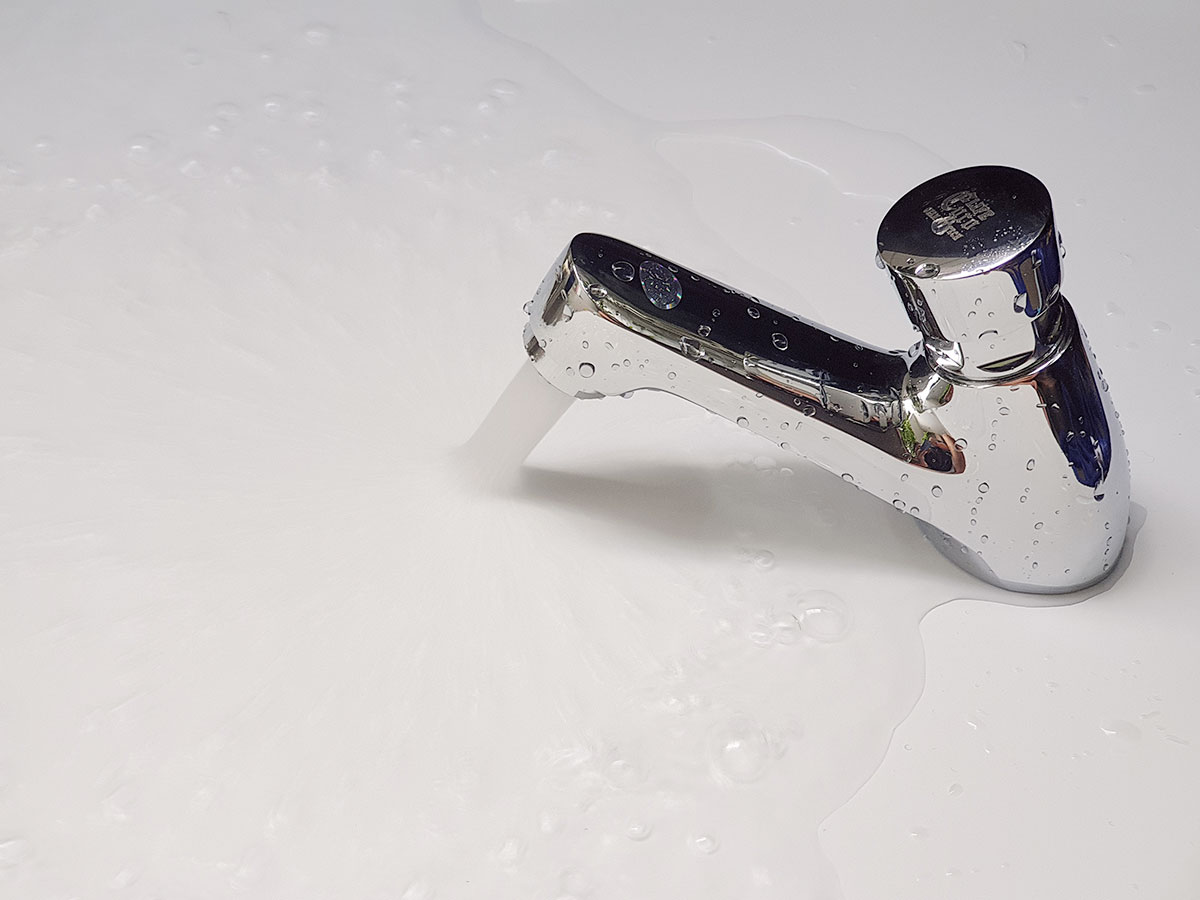 Vòi Lavabo lạnh nhấn hơi Eurolife EL-119 (Trắng bạc)