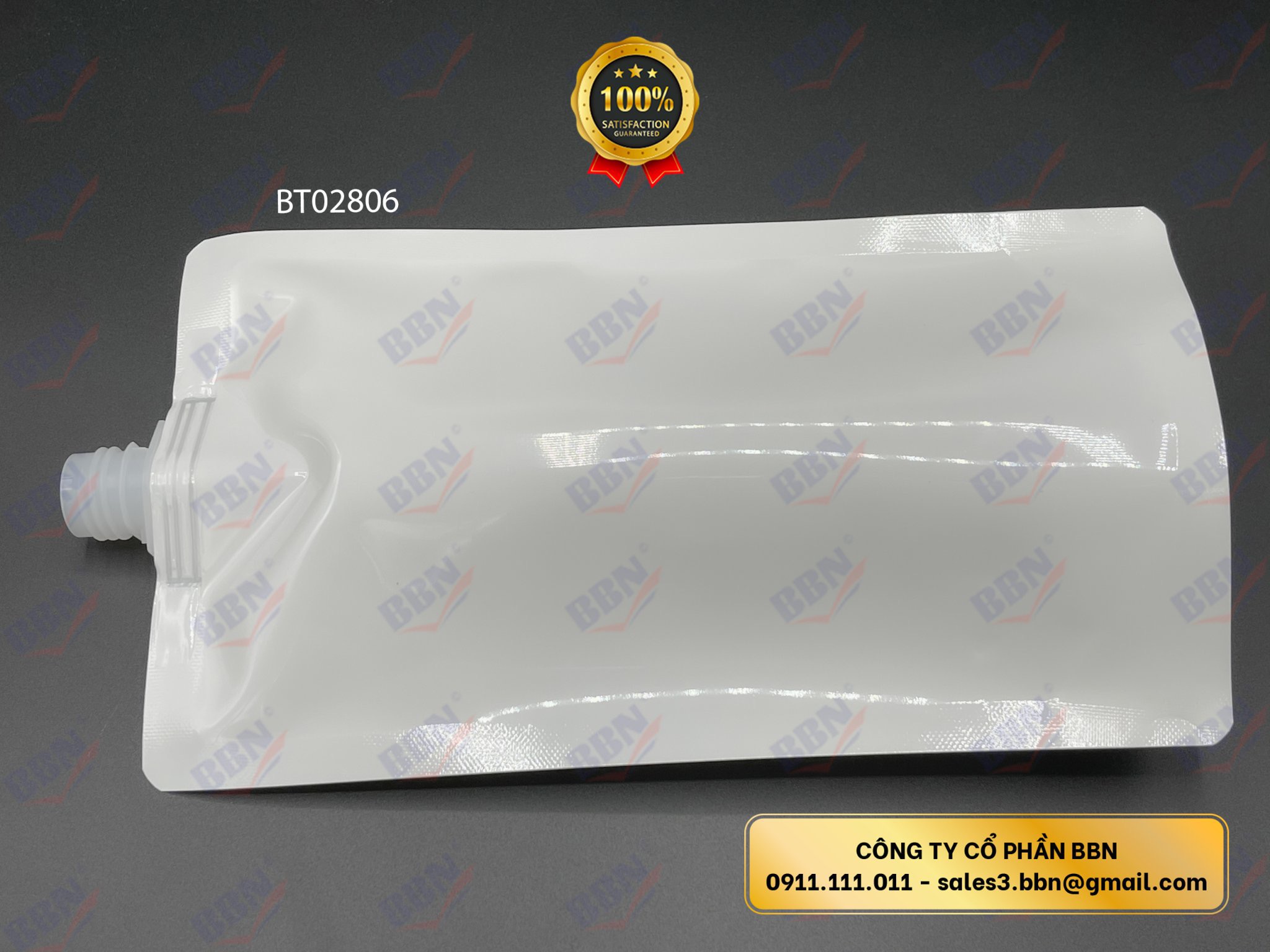100 túi đáy đứng nắp vặn trắng sữa 500ml 13.5 x 22.5cm