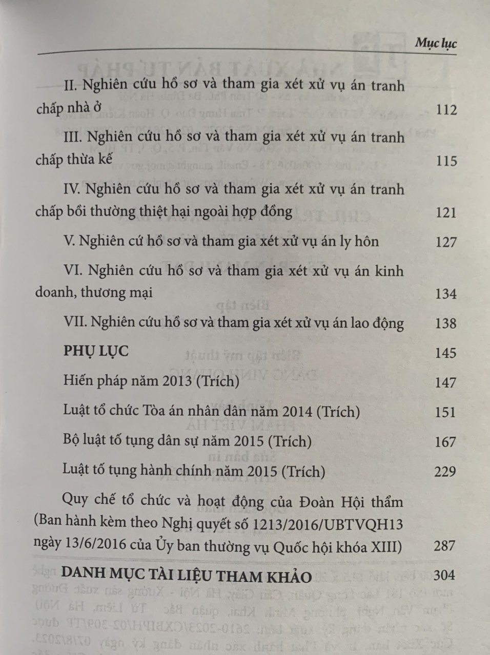 Cẩm nang pháp luật và nghiệp vụ dành cho Hội thẩm trong xét xử các vụ án dân sự