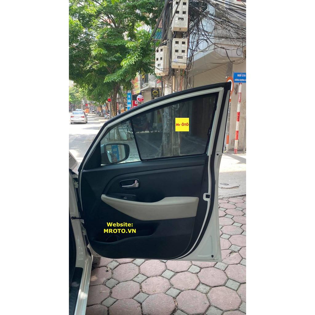 RÈM CHE NẮNG NAM CHÂM CHO XE KIA RONDO.