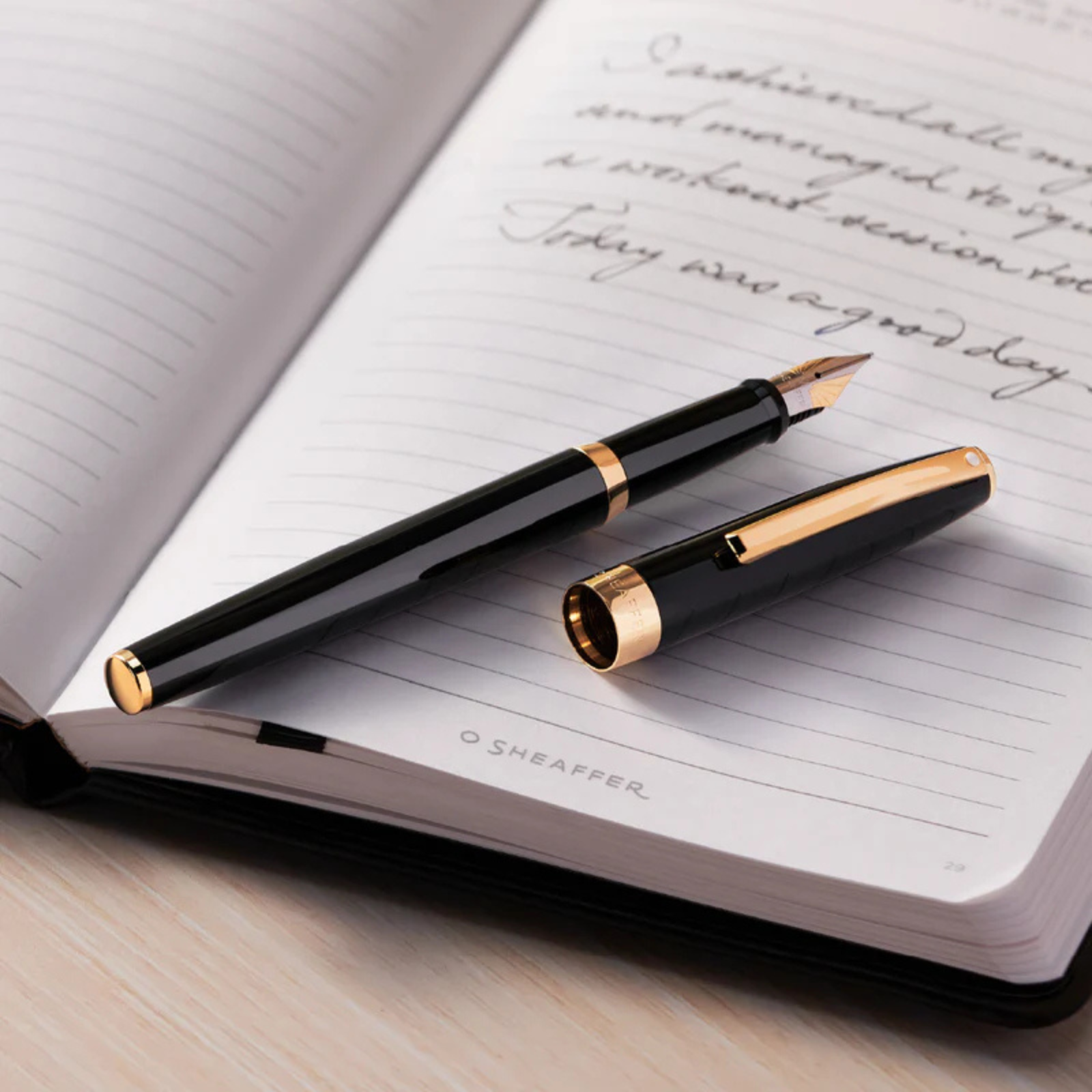 Bút Ký Doanh Nhân Sheaffer Sagaris E0947153 Màu Đen Bóng Cao Cấp - Bút Máy