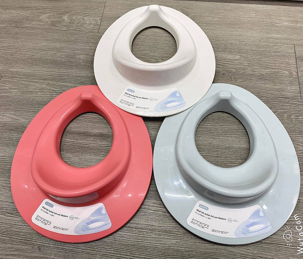 Miếng Lót Thu Nhỏ Bồn Cầu Cho Bé Tập Đi Vệ Sinh/ Bệ Ngồi Toilet , Bệ Bồn Cầu Có Đệm Cao Su Chống Trơn Trượt Đảm Bảo An Toàn Cho Bé- Chính Hãng inochi ( Tặng khăn đa năng )