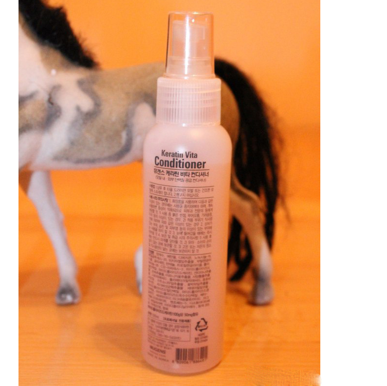 Xịt dưỡng tóc hương hoa quả Mugens Vita Keratin Conditioner Hàn Quốc 250ml + Móc khóa