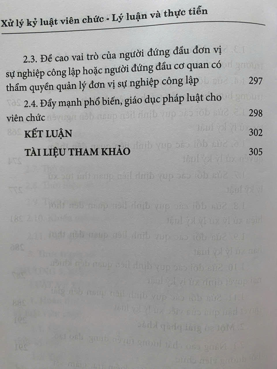 Xử Lý Kỷ Luật Viên Chức - Lý Luận Và Thực Tiễn