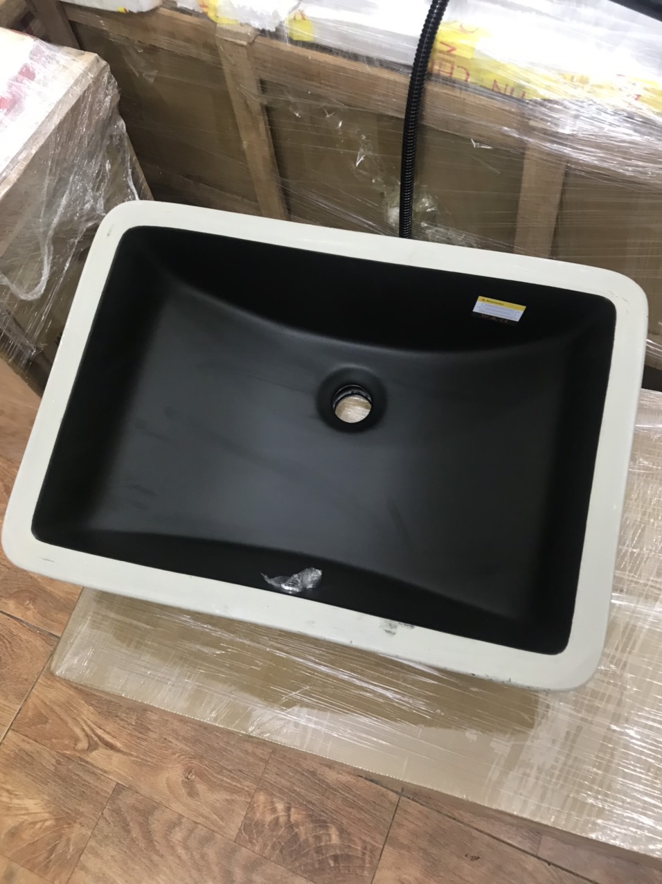 Chậu Lavabo, chậu rửa mặt âm bàn men đen tuyền GRL groves 1803D, KT: 52x37 cm, đẹp sang trọng huyền bí