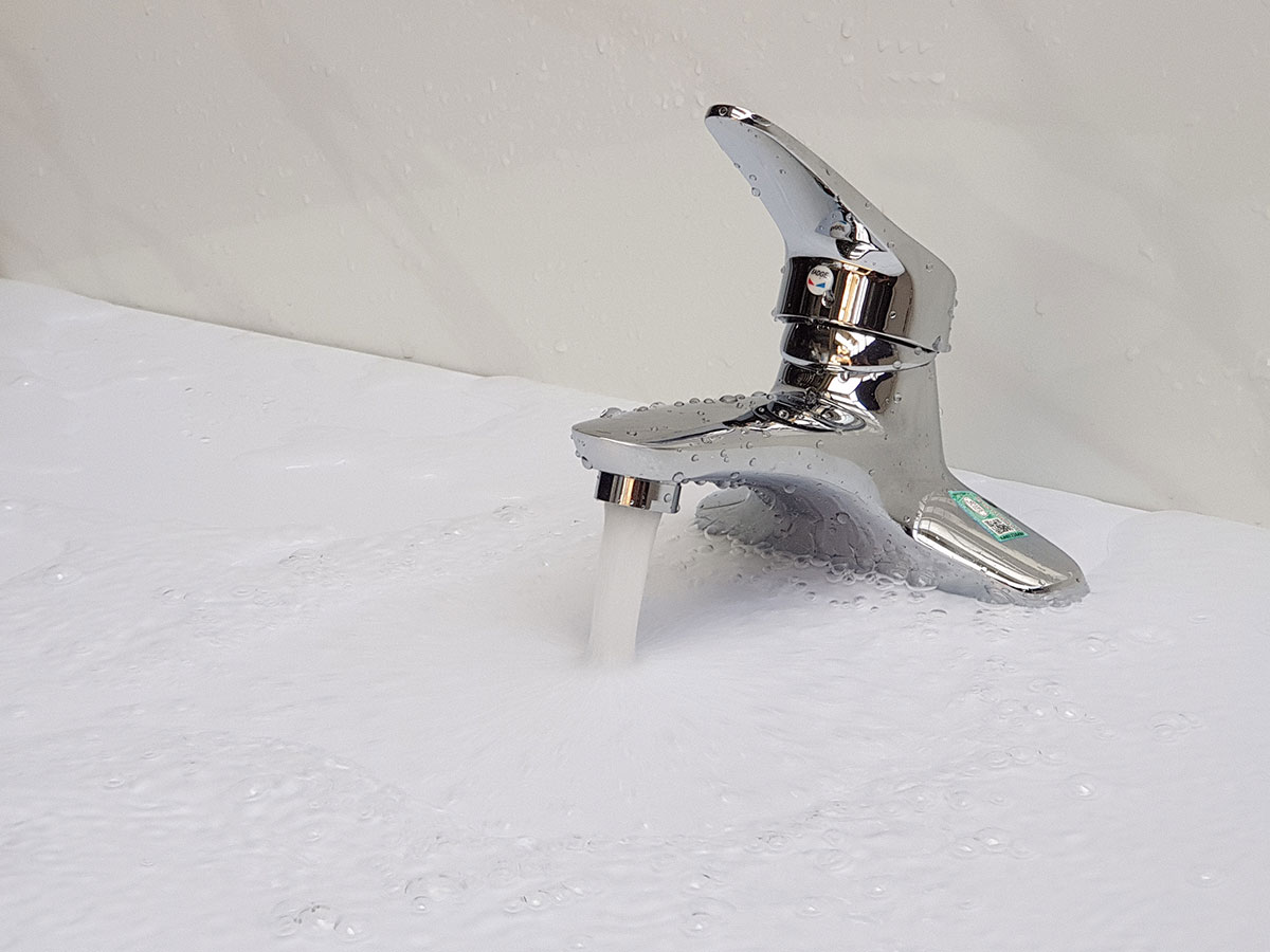 Vòi Lavabo 2 chân nóng lạnh Đồng mạ Chrome Eurolife EL-LOT03-1 (Trắng bạc)
