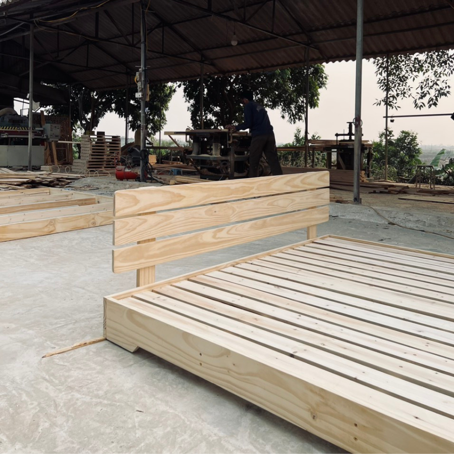 Giường ngủ gỗ CT04 Juno Sofa màu vàng nhạt