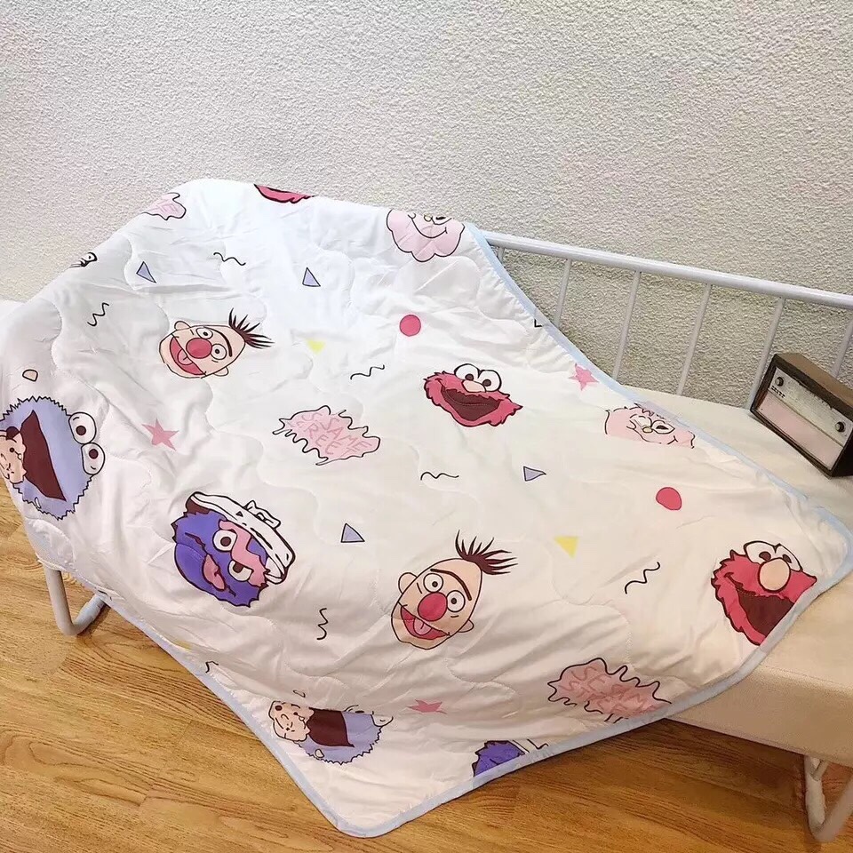 Chăn đũi bốn mùa cho bé yêu màu ngẫu nhiên