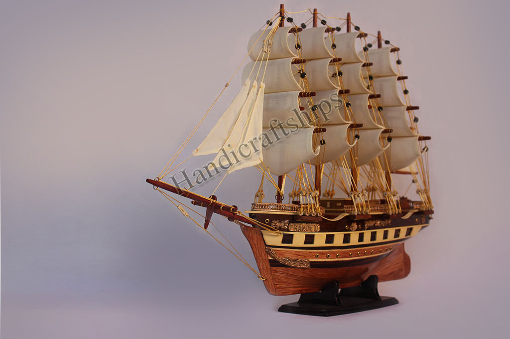 Mô hình tàu thuyền gỗ trang trí France II cao cấp (Thân: 40cm)