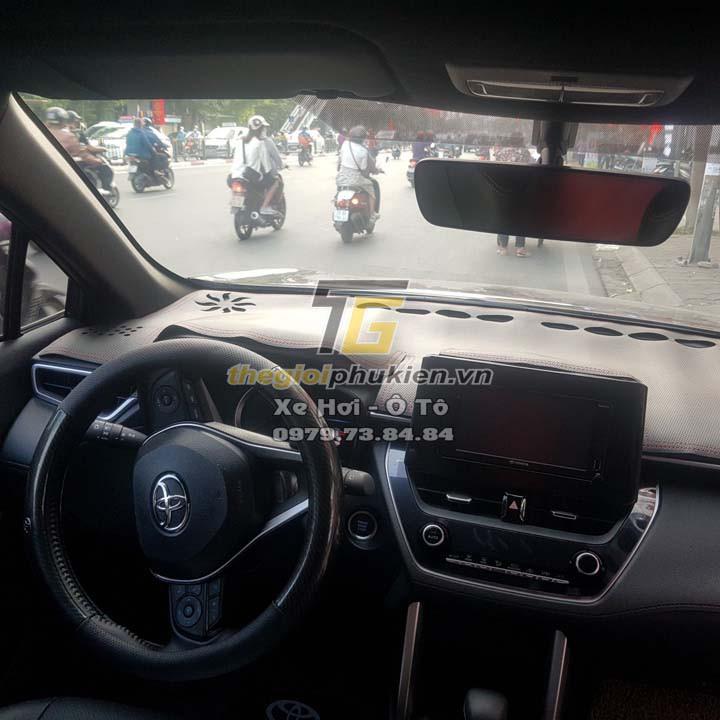 Thảm da Taplo Toyota Corolla Cross vân Carbon cao cấp