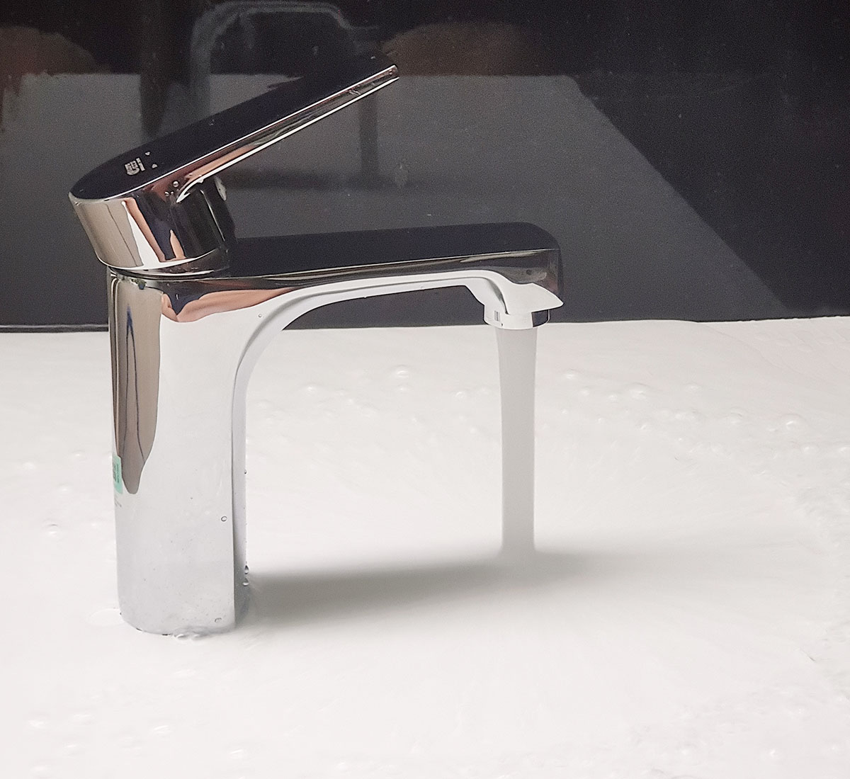 Vòi Lavabo nóng lạnh Eurolife EL-9002 (Trắng bạc)