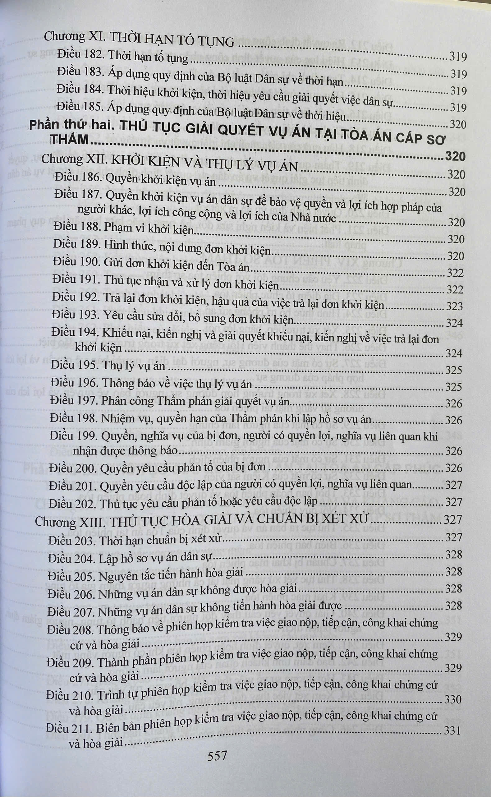Bộ Luật Dân Sự Năm 2015 - Bộ Luật Tố Tụng Dân Sự Năm 2015 ( Sửa đổi, bổ sung năm 2025 ) Và Các Văn Bản Hướng Dẫn Thi Hành