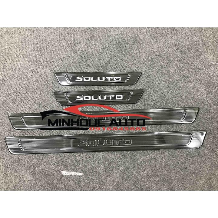 Ốp bậc cửa trong ngoài titan Kia Soluto