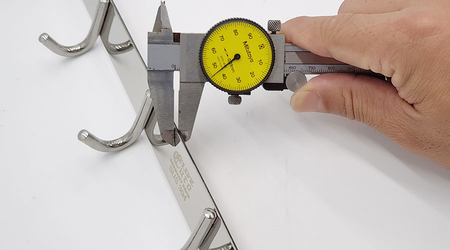 Móc treo áo 5 chấu Inox SUS 304 Eurolife EL-M5 (Trắng bạc)