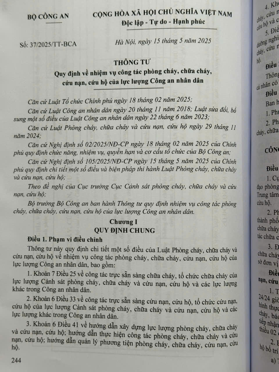 Sách Luật Phòng Cháy, Chữa Cháy Và Cứu Nạn, Cứu Hộ – Hệ Thống Văn Bản Quy Định, Hướng Dẫn Chi Tiết Thi Hành (V2586T)