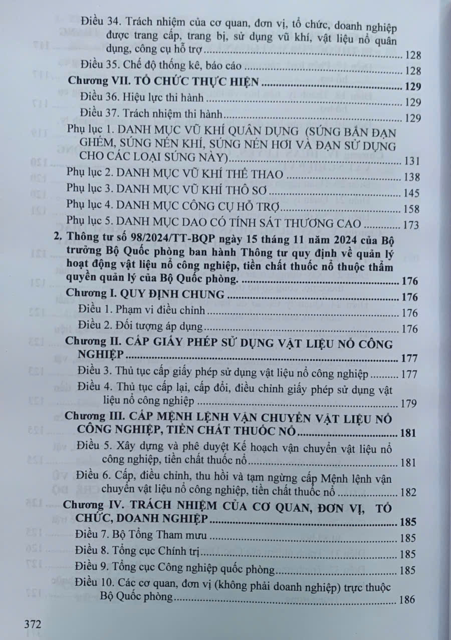 Luật Quản lý, sử dụng vũ khí, vật liệu nổ và công cụ hỗ trợ, các văn bản quy định chi tiết, hướng dẫn thi hành