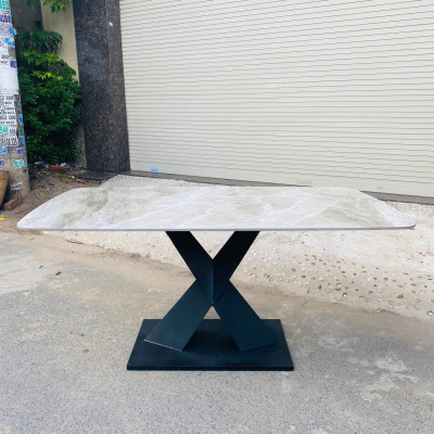 Bàn ăn mặt đá vân mây Juno Sofa 1m4 & 1m6