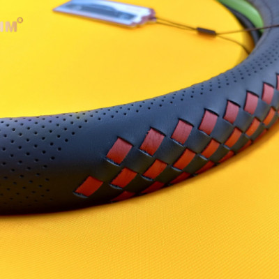 Bọc vô lăng cao Macsim mã 8996 màu đỏ-đen chất liệu da thật 100%, khâu tay thủ công