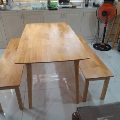 Bộ bàn ăn gỗ cao su Juno Sofa gồm 2 băng và bàn 1m4 giá rẻ, tiện lợi