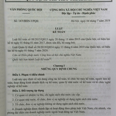 Sách Sổ Tay Kế Toán Trường Học – Quy Định Về Công Khai Thu Chi, Quản Lý Tài Chính Trong Trường Học (V2504D)