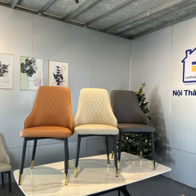 Bộ bàn ăn mặt đá Ceramic bóng chân chữ H kết hợp ghế Louis