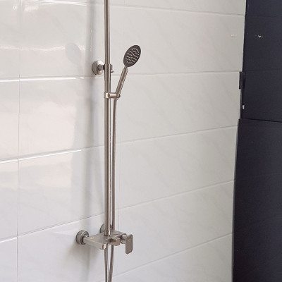 Bộ sen cây tắm đứng nóng lạnh Inox SUS 304 Eurolife EL-S920 (Trắng vàng)