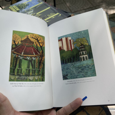 (Sách tranh bìa cứng có hộp đựng - in giấy Couche, in màu toàn bộ +16 bưu thiếp) - HÀ NỘI TÔI YÊU - HA NOI MY LOVE - NXB Phụ Nữ