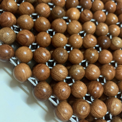 Đệm Lót Ghế Xe Ô Tô Hạt Gỗ Hương Mộc Hạt 1.2cm - Đan kết viền mép cao cấp ( hình thật )