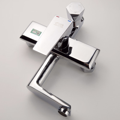 Bộ sen tắm đứng Eurolife EL-SC910 (Trắng bạc)