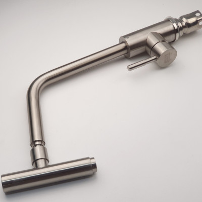 Vòi rửa chén nóng lạnh Inox SUS 304 nguyên khối đầu vòi xoay 360 độ Eurolife EL-T031 (Trắng vàng)